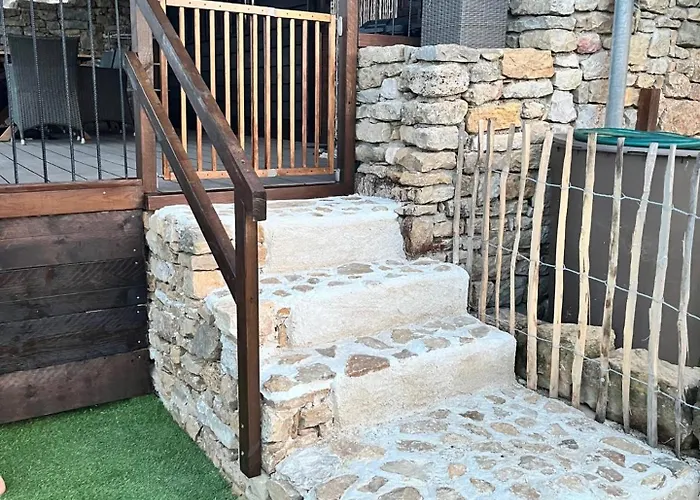 Semesterbostad La Borie